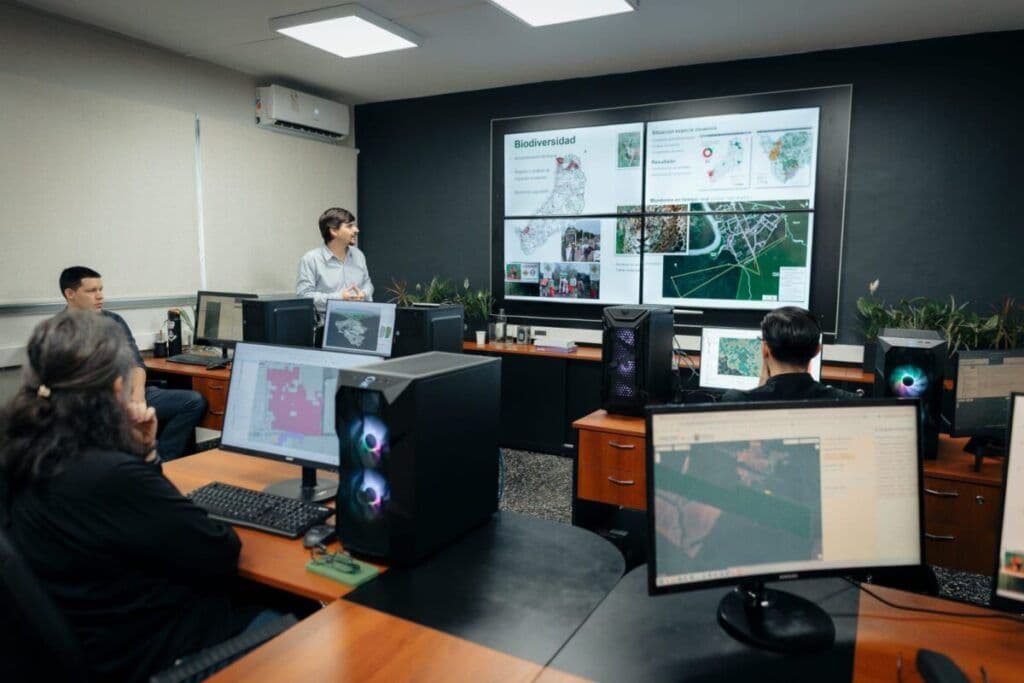 Información en tiempo real sobre recursos hídricos, bosques, suelos y cuencas